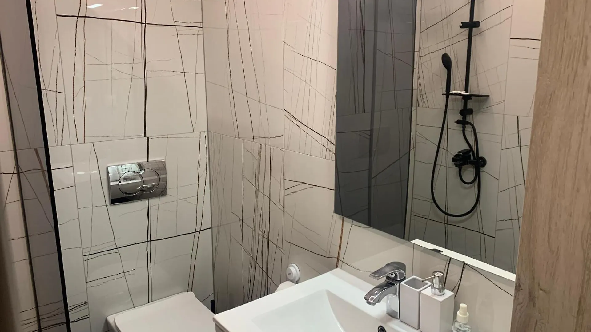 Platinum Apartment With Pool Kallithea  Greece